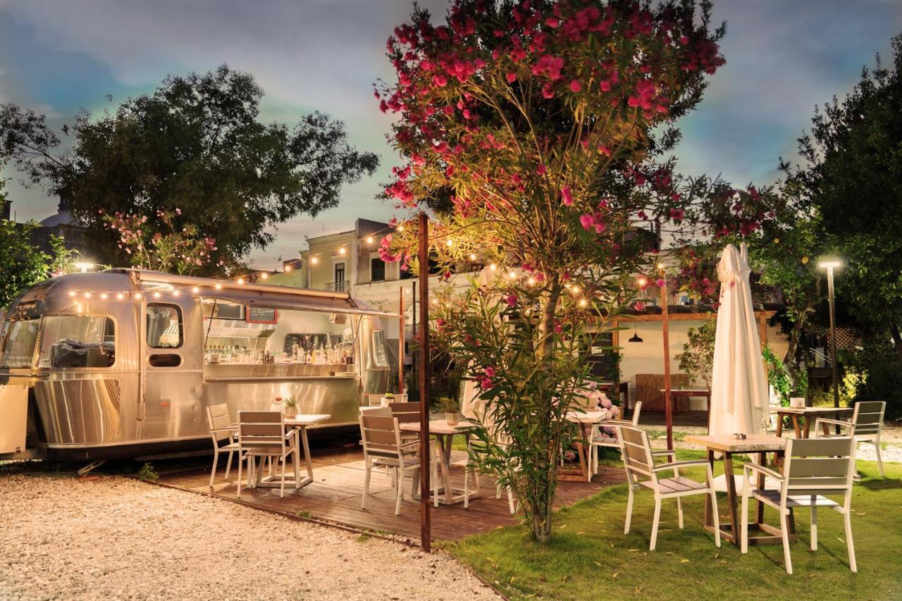 Camp & - La Caravella