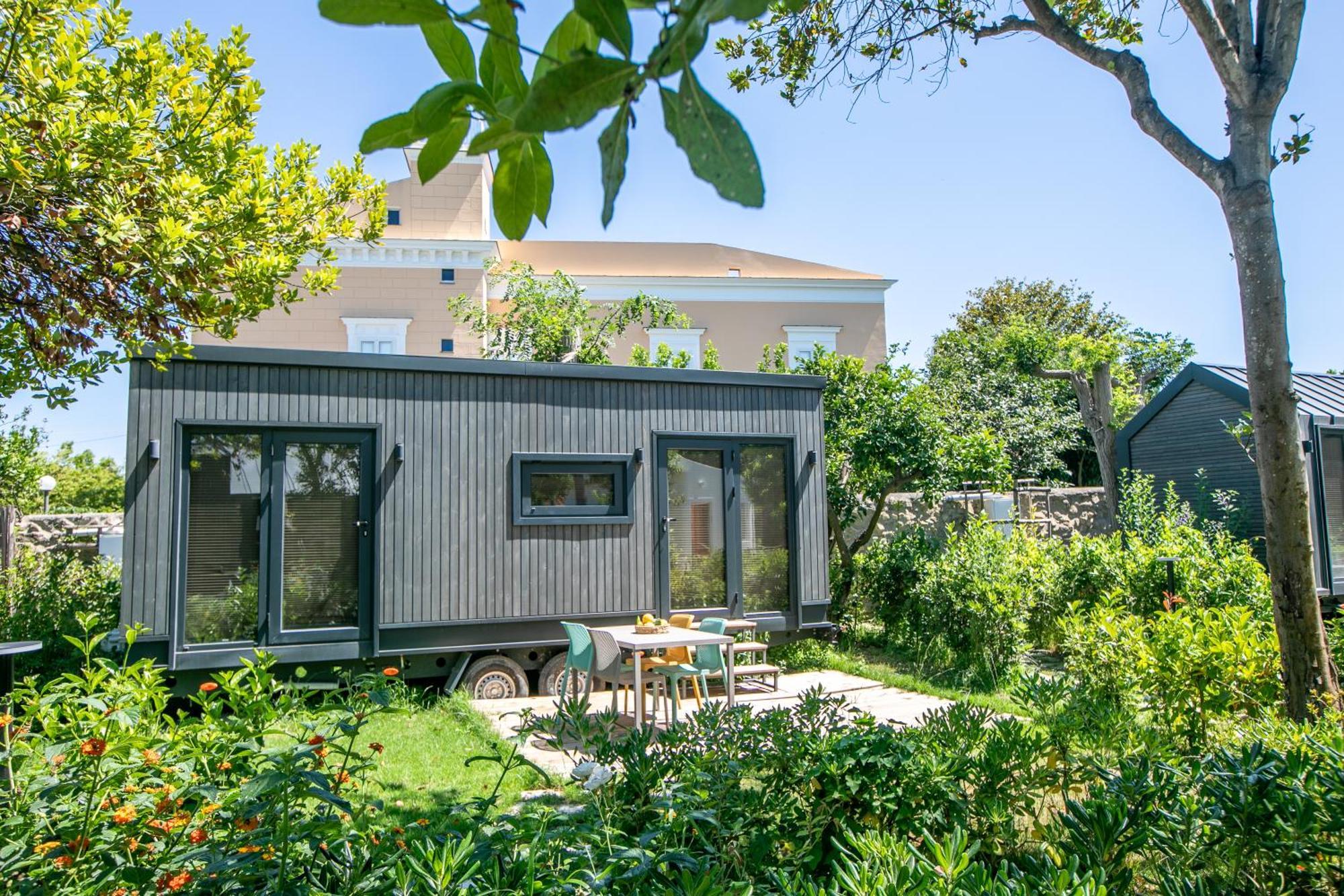 Camp & - La Caravella *