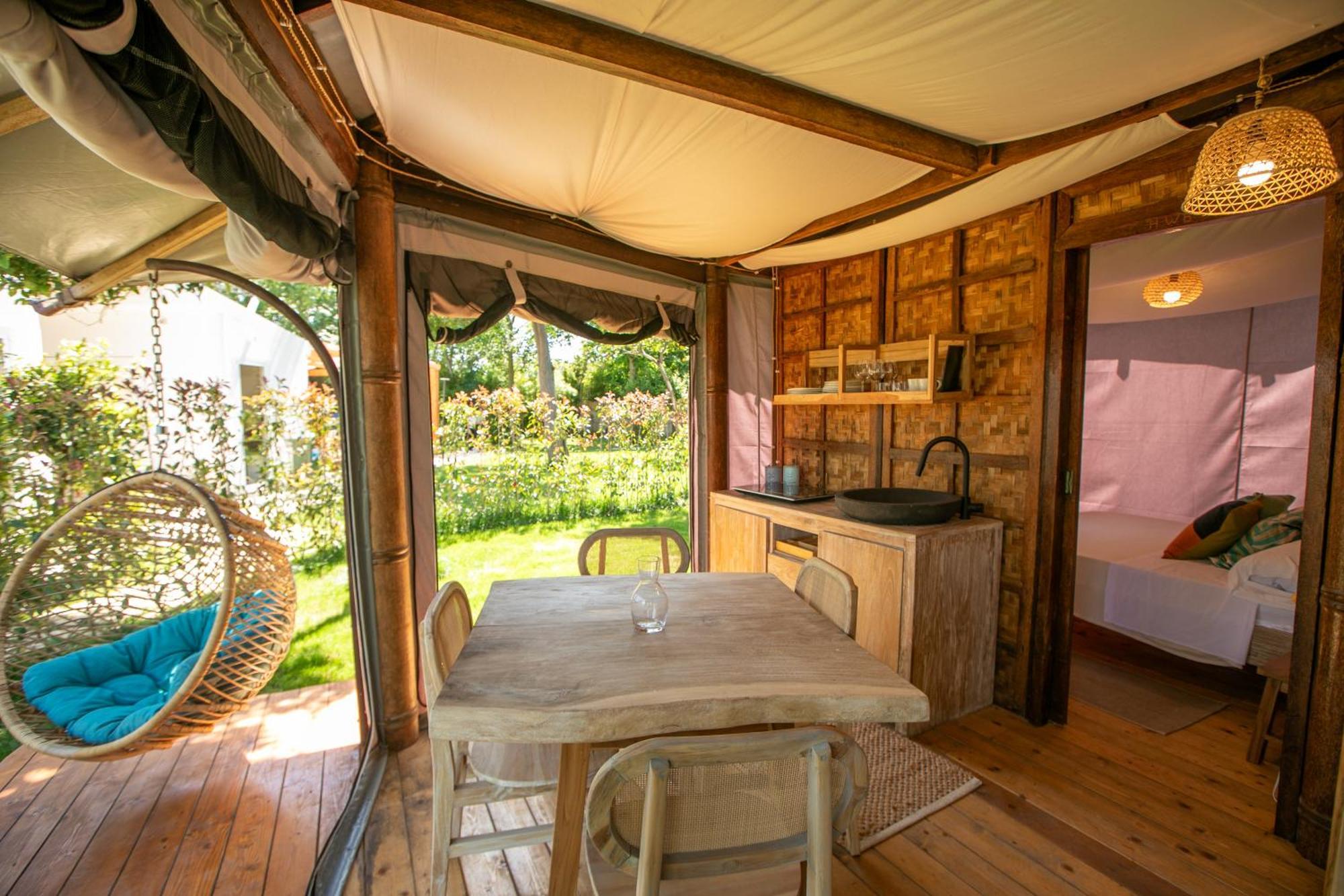 Camp & - La Caravella *